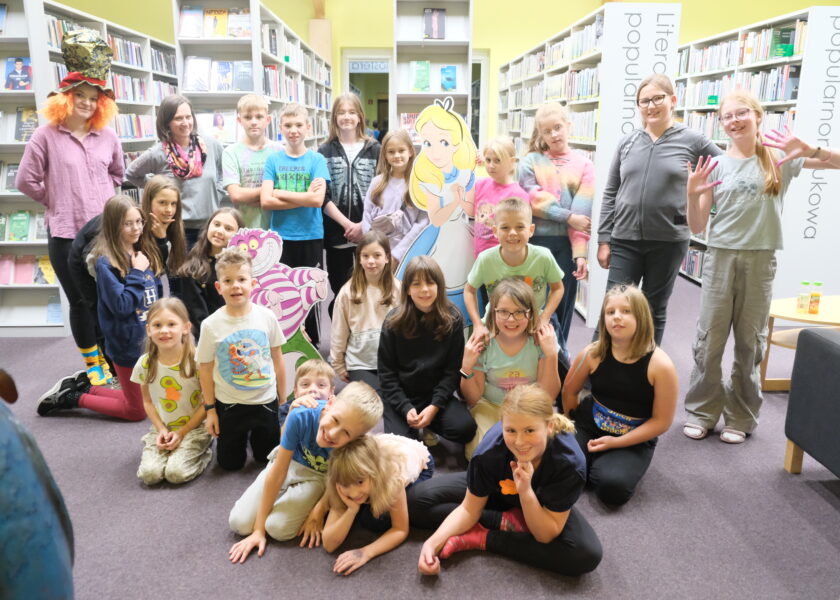 Noc Bibliotek w Krainie Czarów